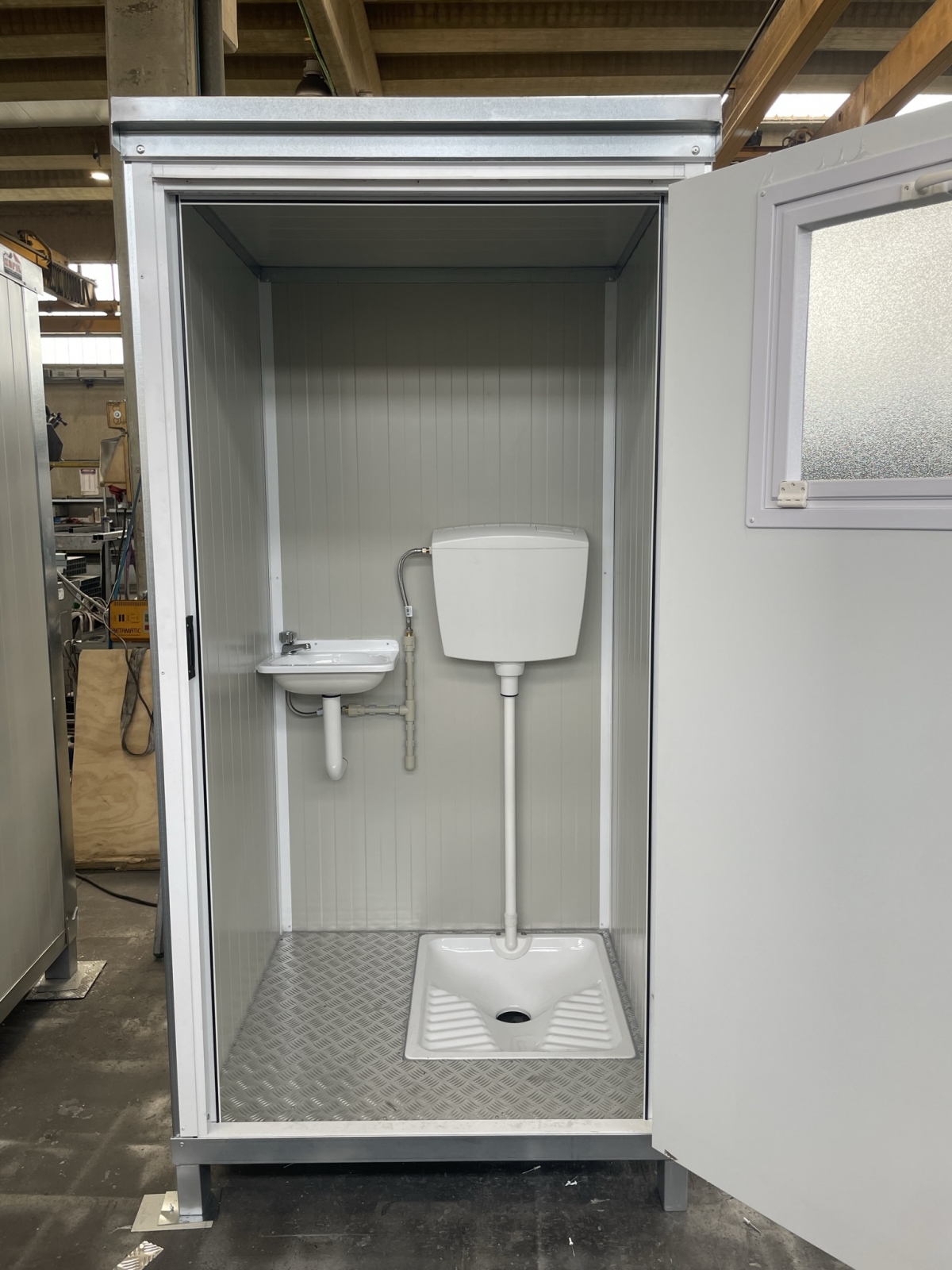 Cabina servizi COIBENTATA WEB con Turca 