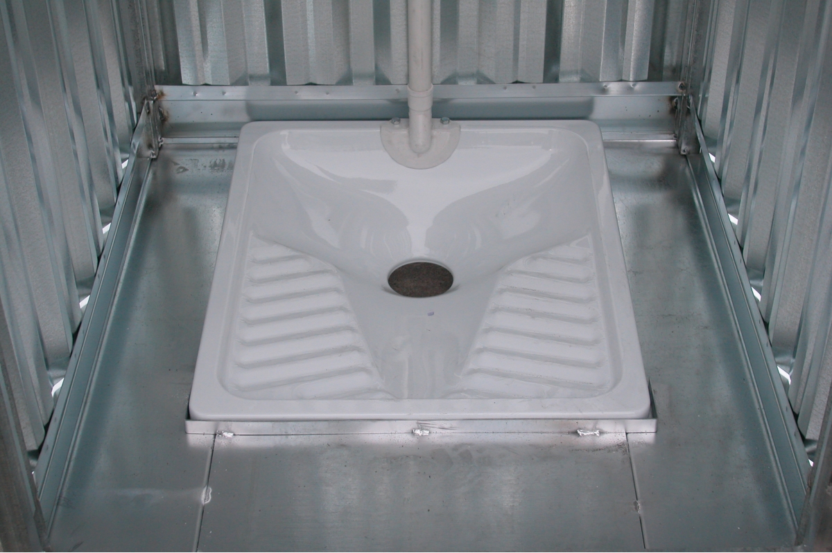 Cabina servizi LAMIERA ZINCATA con TURCA smontata