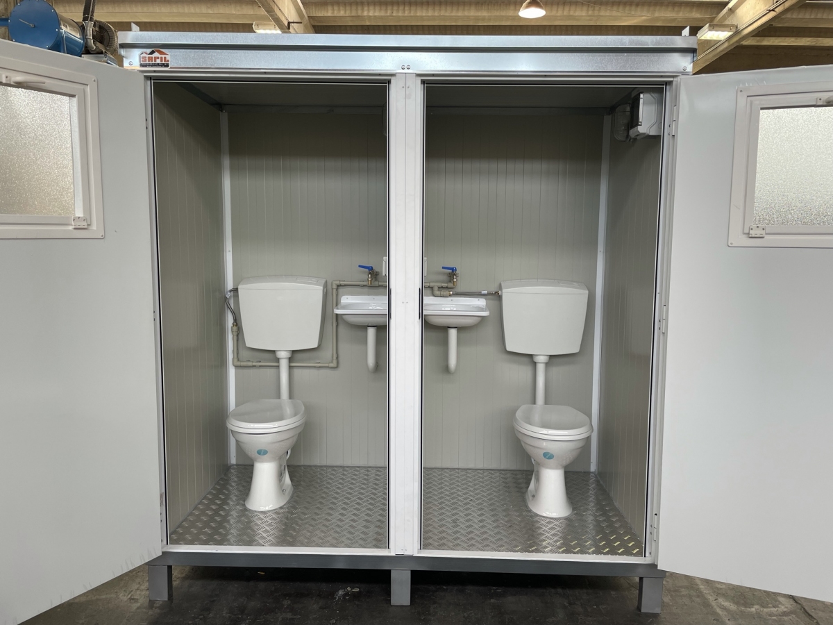Cabina servizi COIBENTATA WEB DOPPIA con 2 WC